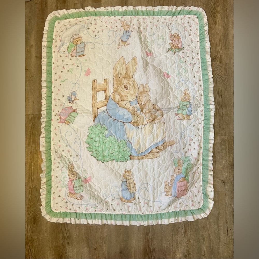 Vintage Peter Rabbit Beatrix Potter Nursery Crib Blanket Wall Hanging Bedding